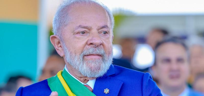 47% dos brasileiros querem que Lula indique uma mulher para o STF; para 51%, tanto faz
