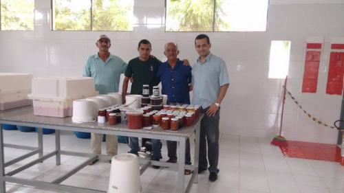 Vereador solicita ao prefeito que produtos da Industria de frutas sejam implementados na merenda escolar