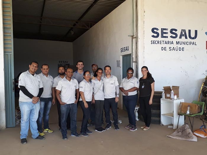 Equipes da SESAU de Brumado passam por treinamento teórico e prático visando a campanha de vacinação contra raiva em cães e gatos