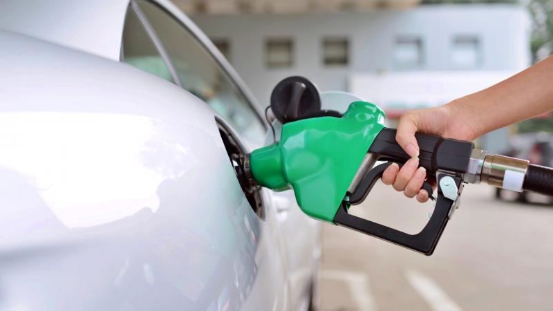 Acelen anuncia redução no preço da gasolina e diesel; veja valores