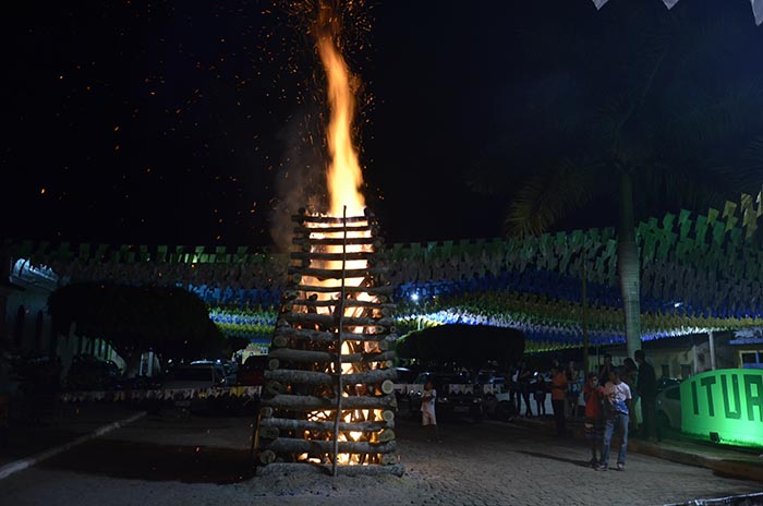 A exemplo de outros municípios; Ituaçu, Barra da Estiva e Ibicoara também cancelam festejos juninos