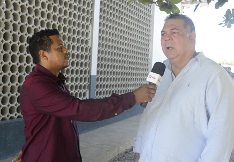 Entrevista: Léo Vasconcelos fala sobre obras e funcionamento de rádio que a câmara de Brumado conquistou recentemente; veja o vídeo