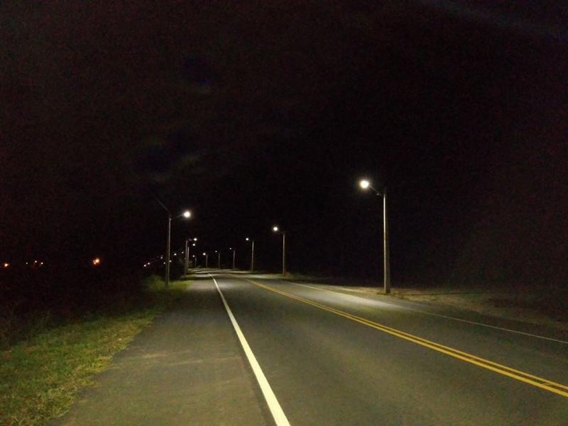 Em Aracatu, bairro Bons Ares recebe instalação da rede pública de energia elétrica