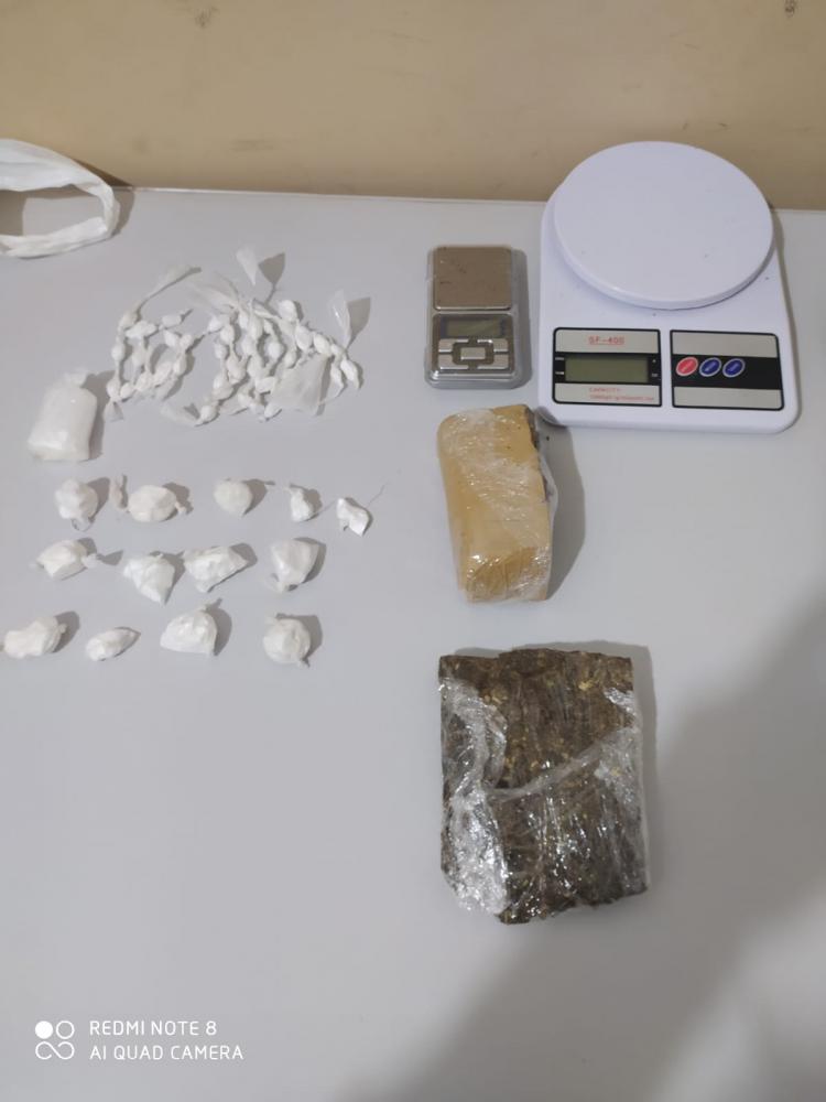 Barra da Estiva: Cipe Sudoeste e 34ª CIPM apreendem drogas em residências no bairro Alto México