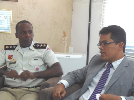 Para a polícia, a população ainda tem receio de fazer denúncias anônimas