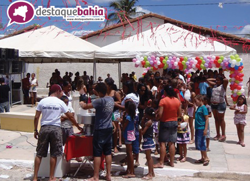 Grupo comunitário do Bairro Dr. Juracy realiza uma grande festa para comemorar o dia das crianças