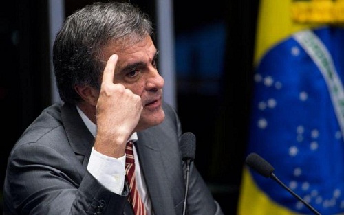 Advogado de defesa diz que Dilma será afastada sem o povo ter entendido o motivo