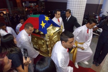 Igreja Universal: Arca da Aliança é recebida por milhares de pessoas em Vitória da Conquista