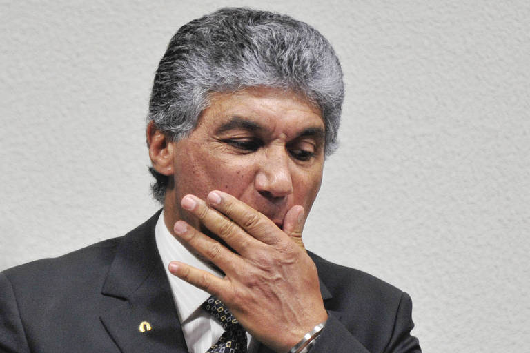 Paulo Vieira guardava dinheiro em parede falsa, diz doleiro