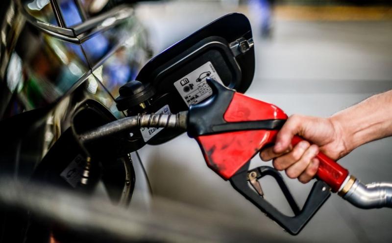 Preço da gasolina volta a passar de R$ 6 na Bahia