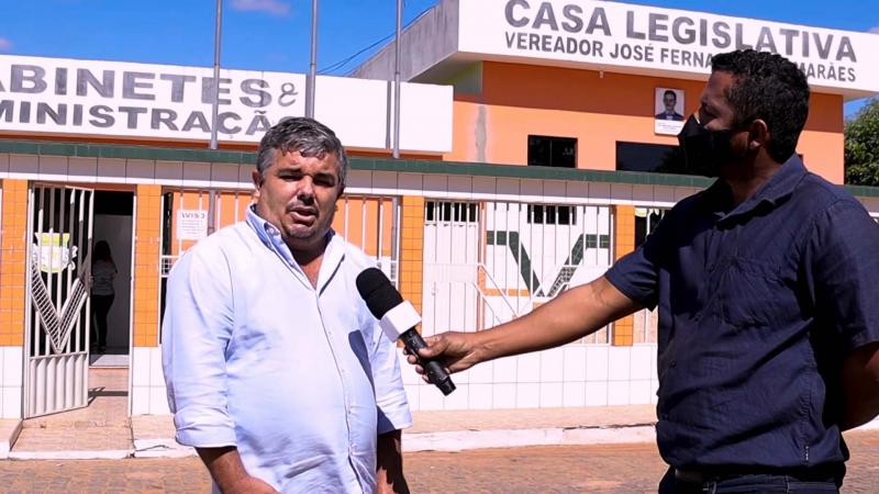 Prefeito de Malhada de Pedras é denunciado ao Ministério Público por suposta prática de nepotismo, veja o vídeo