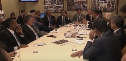 Relator do impeachment apresenta nesta quarta parecer em comissão