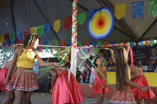 Secretaria de educação de Maetinga realiza Arraiá da Tradiçoes