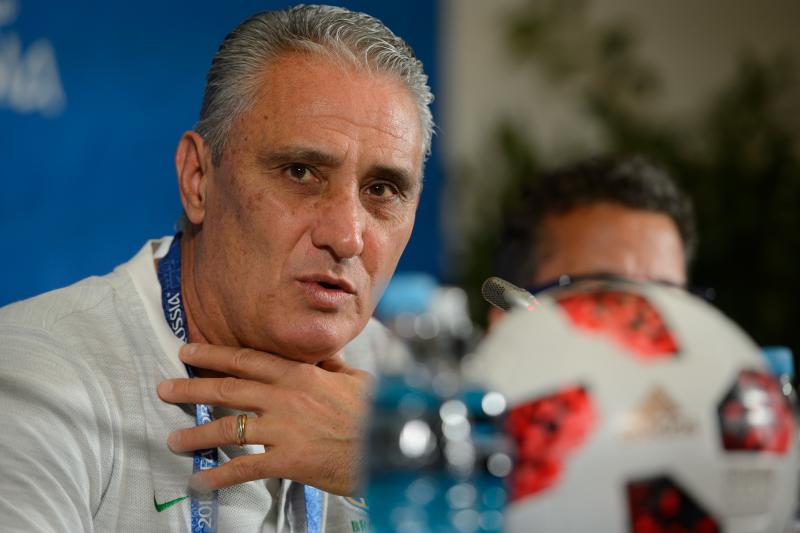 Tite diz que disputa com Bélgica foi “jogaço” e lamenta gols perdidos