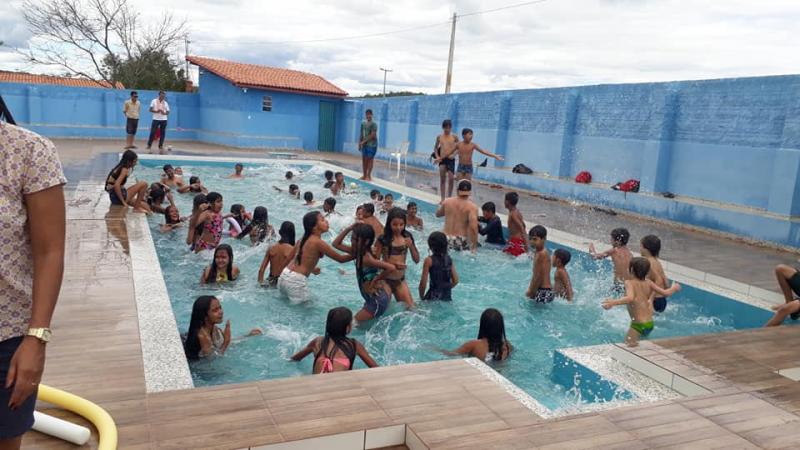 Prefeitura de Malhada de Pedras proporciona dia de lazer para crianças e adolescentes do CRAS