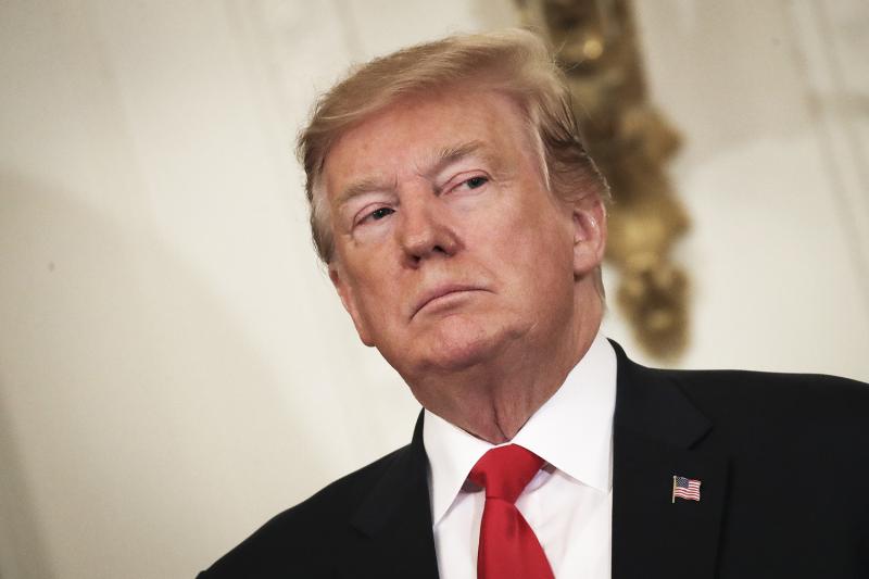 Donald Trump adota tom ameaçador contra o Irã