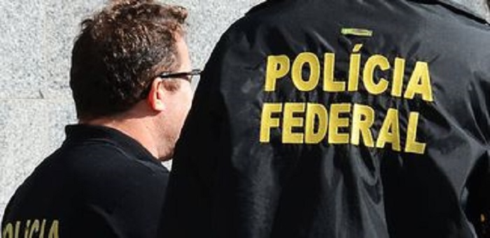 PF faz operação contra cartel no transporte de veículos novos