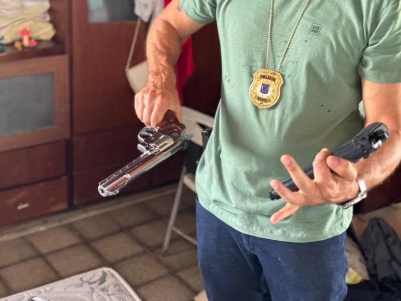 Homem é preso suspeito de estuprar filhas de 9 e 11 anos na Bahia