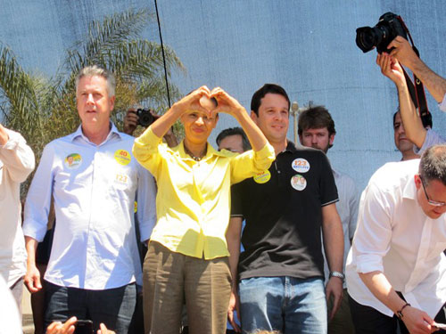 'Não vou agredir uma mulher', diz Marina sobre Dilma