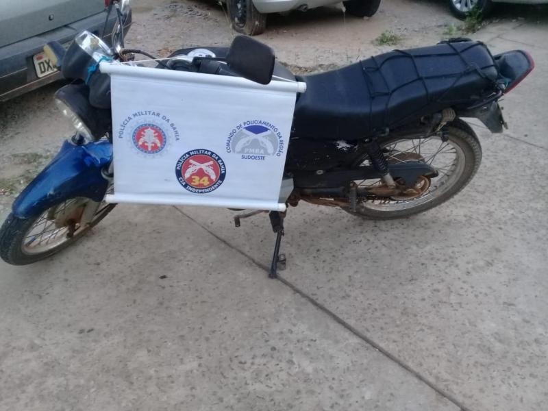 Brumado: Polícia Militar apreende motocicleta com placa falsa e chassi suprimido