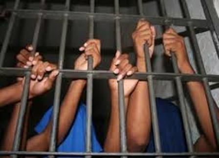 Eunápolis: Interno mata colega de cárcere com lâmina de barbear para ser transferido de presídio