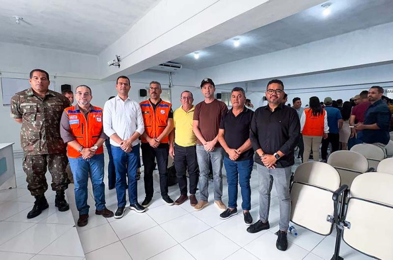 Ações de combate e enfrentamento à seca : Reunião com Defesa Civil Nacional e Estadual foi realizada em Brumado