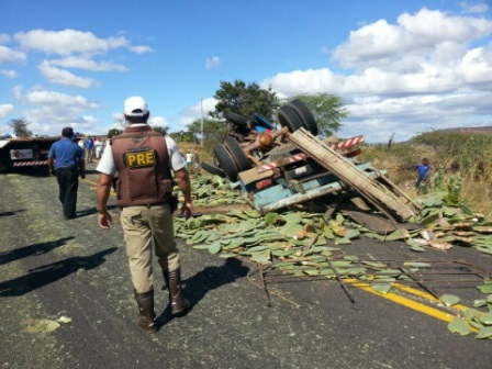 Acidente grave na BR-030 próximo a Vila Presidente Vargas
