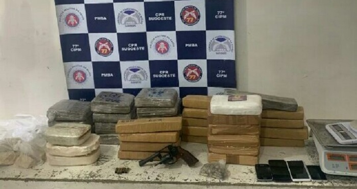 Conquista: Suspeito de tráfico morre em confronto com a polícia e mulher apontada como comparsa é presa 