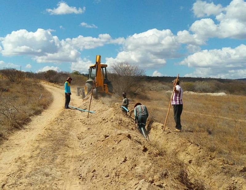GUAJERU: CONSTRUÇÃO DO SISTEMA SIMPLIFICADO DE ABASTECIMENTO DE ÁGUA NA COMUNIDADE DE POSSE SE ENCONTRA EM PLENO ANDAMENTO