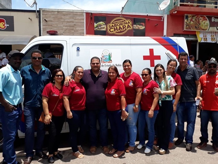  Ibicoara: Três ambulâncias foram entregues para melhor atendimento a comunidade 