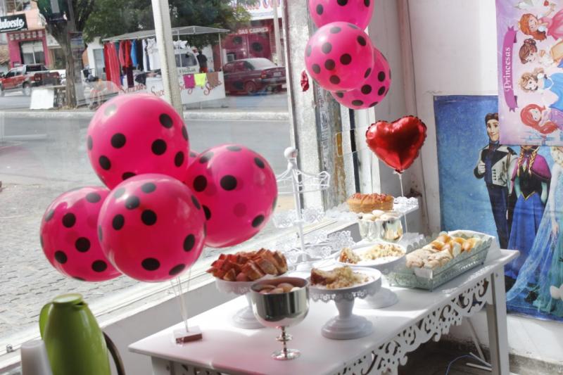 Bella Vista Embalagens promove café da manhã para as mães com sorteio de brindes