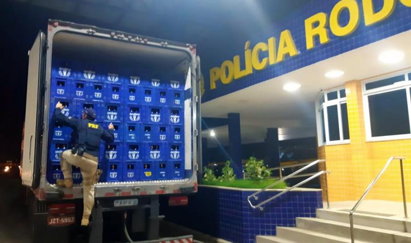 Vitória da Conquista: Quase 18 mil litros de cerveja são apreendidos por sonegação fiscal na BR 116