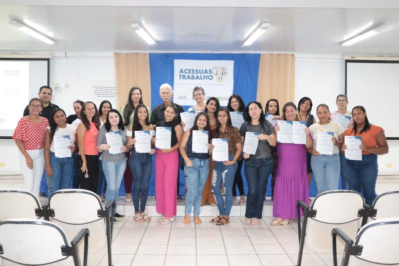 Prefeitura de Brumado forma mais turmas de ensino profissionalizante