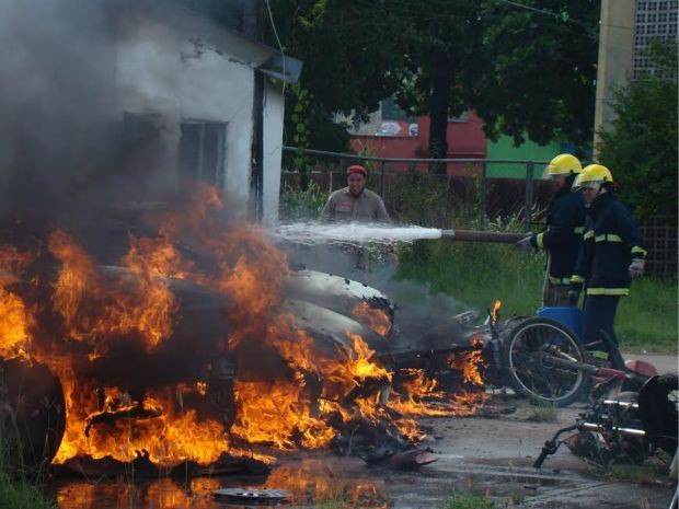 ITABUNA: Grupo queima dezenas de carros após morte de criança