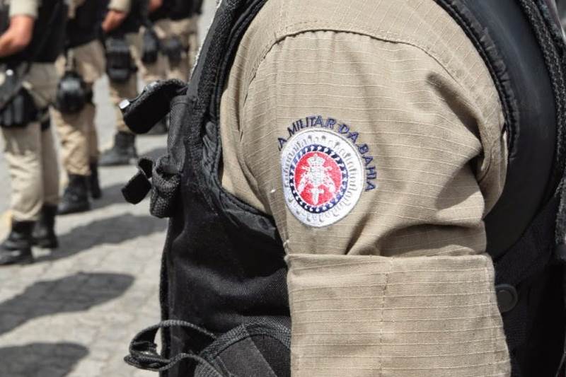 Bebê com 15 dias de vida é salva por policiais militares após se engasgar em Brumado