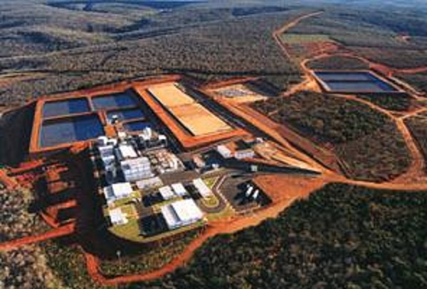 Caetité: Mineradora é multada em R$ 100 mil por discriminar segurança de funcionários