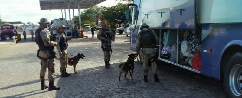 Operação Faro Fino é realizada pela CAESG na BA-262, entre Aracatu e Caraíbas