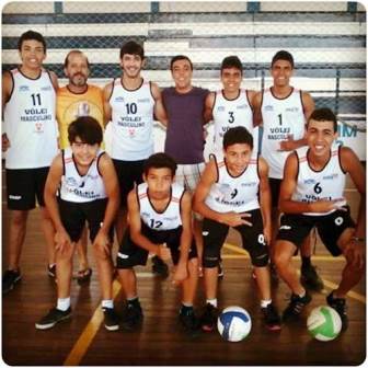 Equipe de Vôlei da ENSF faz bonito no JEB 2013