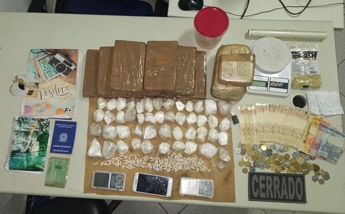 Especializada desmancha casa que servia como depósito de drogas