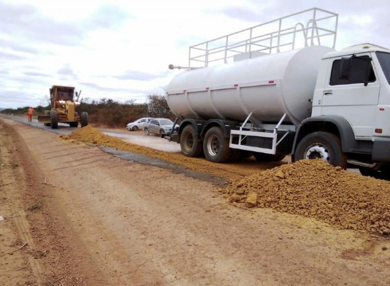 Obras de recuperação da BA-148 estão chegando ao município de Abaíra