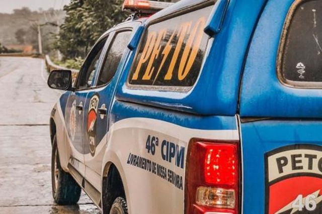 Polícia prende 03 jovens acusados de tráfico em Livramento de Nossa Senhora