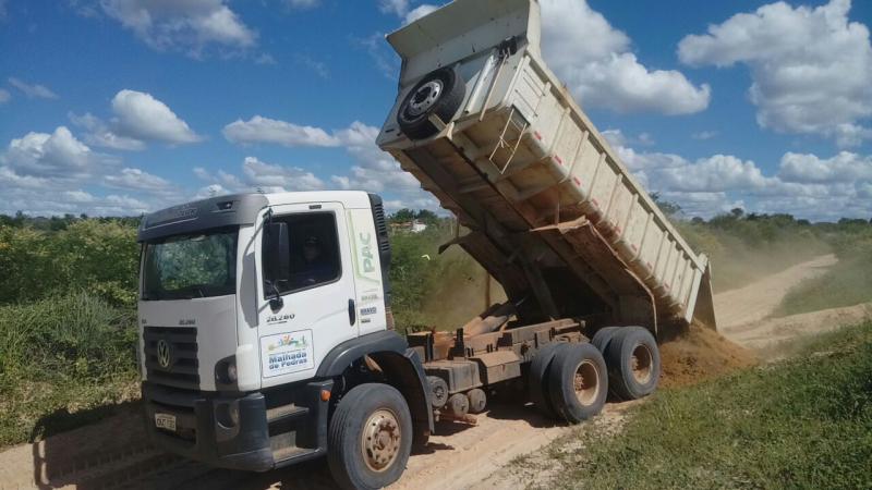 Malhada de Pedras: vereadores da situação contribuem para que obras continuem sendo realizadas no município