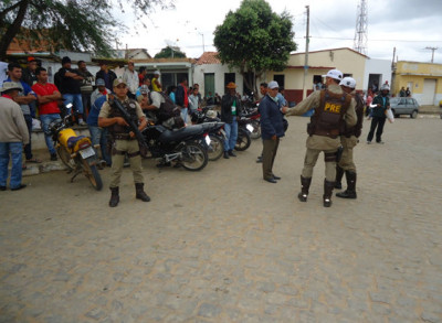 ANAGÉ: Em operação da PRE e PM motocicletas e Caça – Níqueis são apreendidos