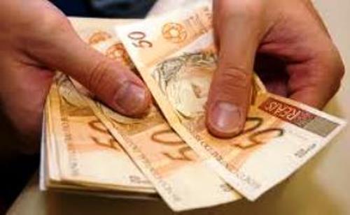 Eleições 2014 – Valor dos “cabos eleitorais” faz candidatos desistirem de candidaturas