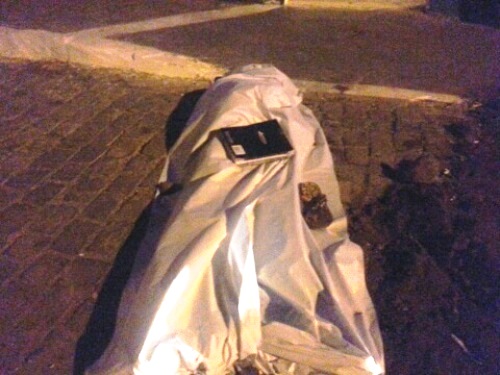 Estudante é alvejado por disparo de arma de fogo em frente a escola CMEAS e morre no local