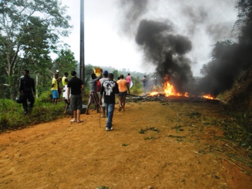Comunidade rural é  prejudicada por empresas que instalam torres do Parque Eólico em Caetité.