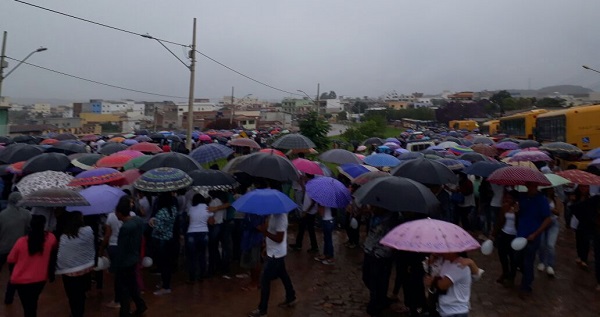Após onda de violência, Caminhada pela Paz é realizada em Barra da Estiva 