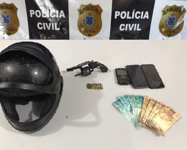 Polícia Civil apreende arma de fogo e objetos roubados na zona rural de Livramento 