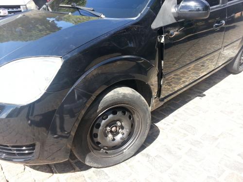 Motorista alcoolizado provoca acidentificado na Av. Centenário