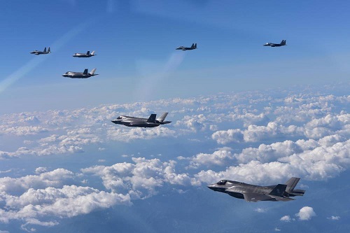 Bombardeiros dos EUA sobrevoaram Península Coreana na terça, diz Coreia do Sul